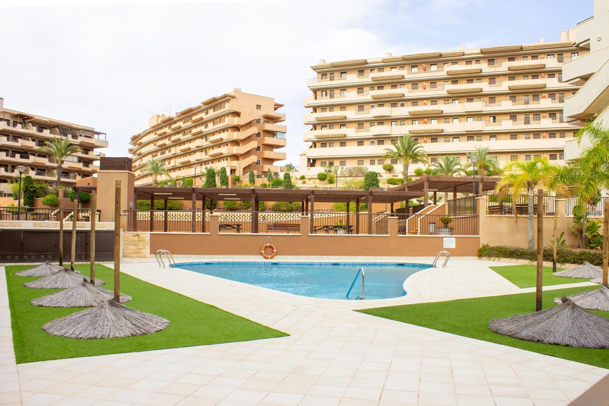 Appartamento Myflats Deluxe Balcon De Arenales Arenales del Sol Esterno foto